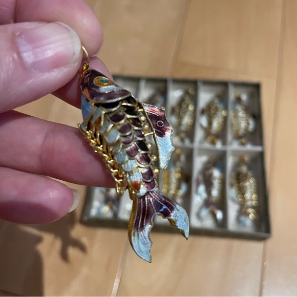 New small cloisonné fish - Picture 3 of 4